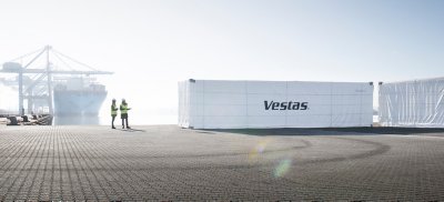 Two Sidepods arrive at Port of Aarhus for the Vestas V236-15.0MW. The sidepods were transported by Maribo Mærsk. 