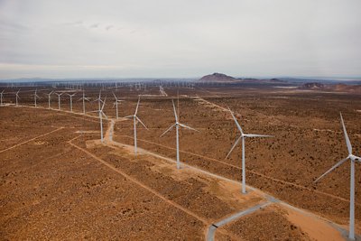 Category: Installed turbines
Country: USA
State: California
Site: Tehachapi
Turbine: V90 3.0 MW
No. of turbines: 190
Photographed in: November 2011
Photographer: Lars Schmidt