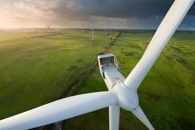 V112 installation, Macarthur Windfarm, Australia