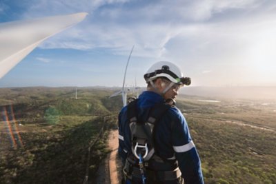 service technicians, vestas service technicians, wind turbine technician