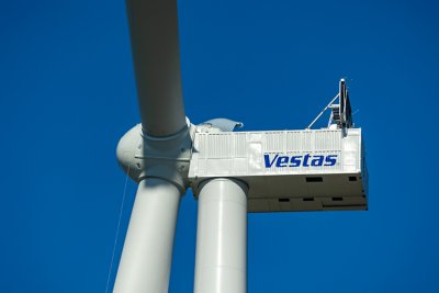 onshore wind power turbine, onshore wind turbine