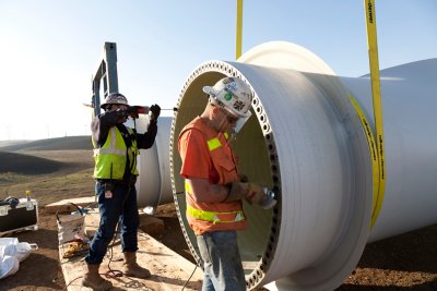 Installation of V90 1.8 MW Solano USA